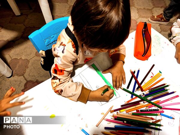 غرفه هایی در کناره های تجمعات شبانه کاشمر