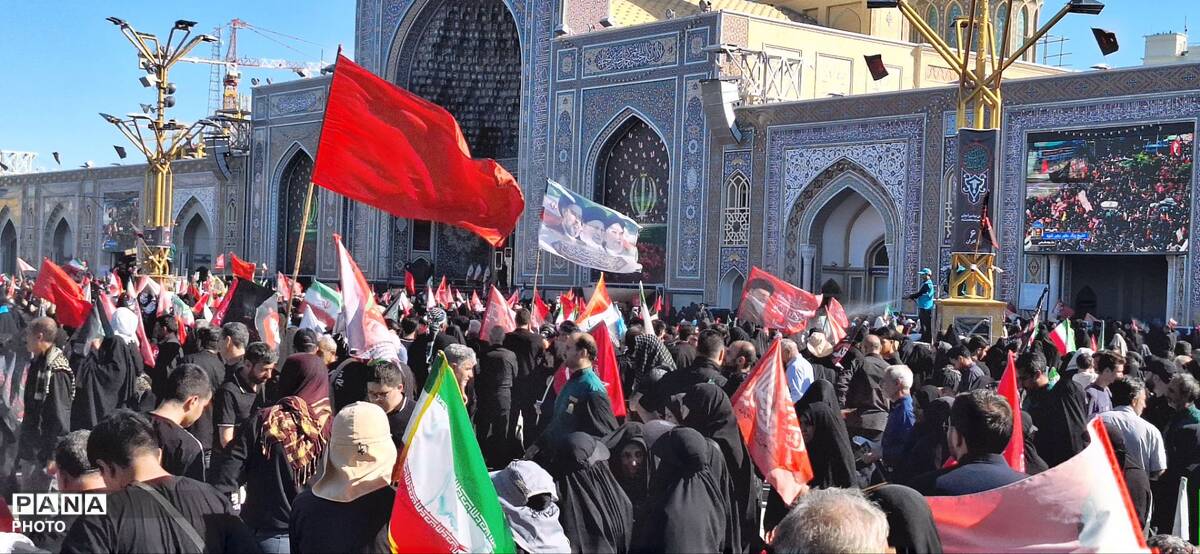 تشییع باشکوه رهبر انقلاب در مشهد 