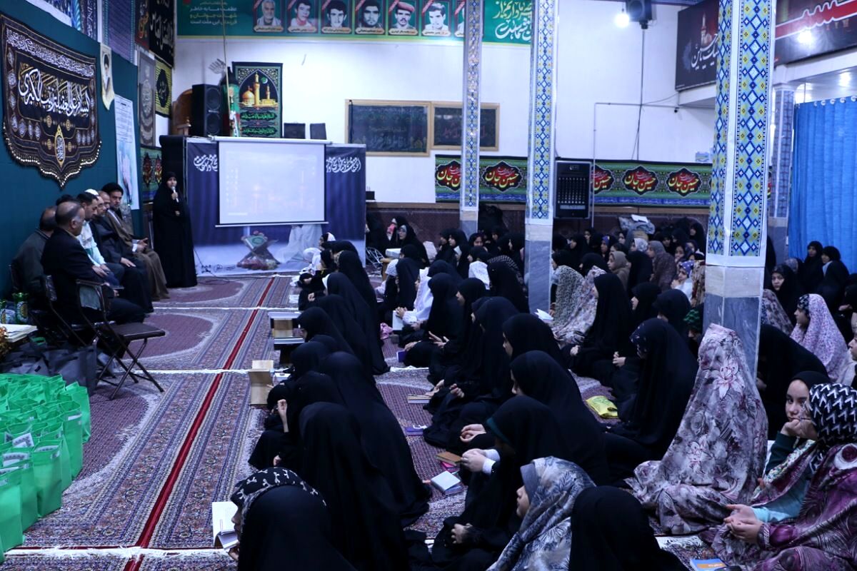 سومین روز اعتکاف ملارد؛ برگزاری مراسم اختتامیه و تجلیل از خدام