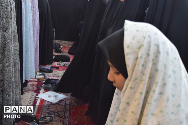 تلاقیِ اندوه و اقتدار در نماز جمعه شهرستان فارسان