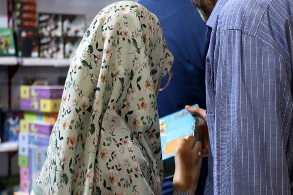 از قلم تا کیف، همه چیز ایرانی