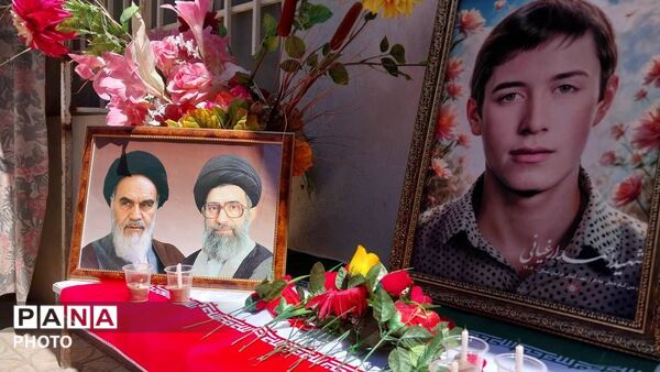 مسئولان شهر صفی آباددر جمع فرهنگیان؛ از دیدار با امام جمعه تا تجدید میثاق با شهدا 