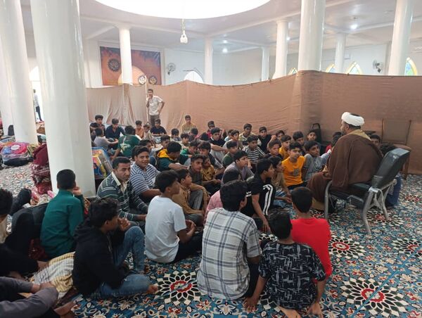 مراسم اعتکاف دانش‌آموزی در مسجد نور سندرک