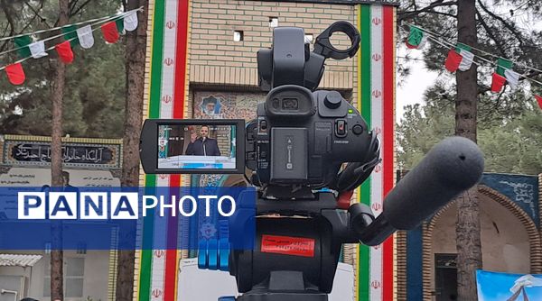  غبارروبی مزار شهدا در نیشابور 