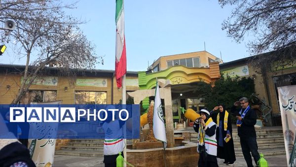 اردوی زیارتی تربیتی دانش‌آموزان دختر پیشتاز در مشهد مقدس