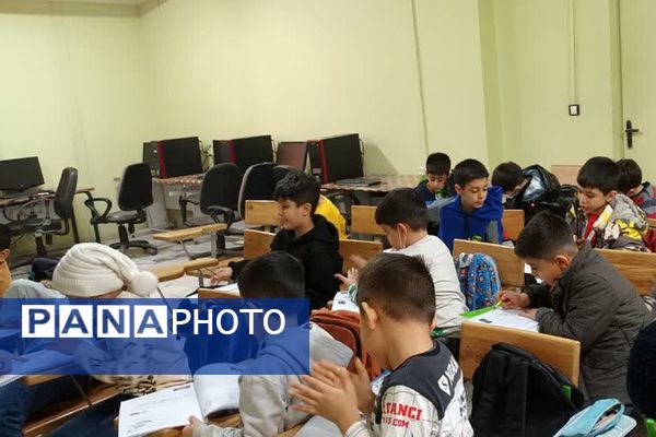 کارگاه ‌های استعداد‌یابی در پژوهش سرای دانش آموزی بصیرت یک ناحیه دو شهرری 