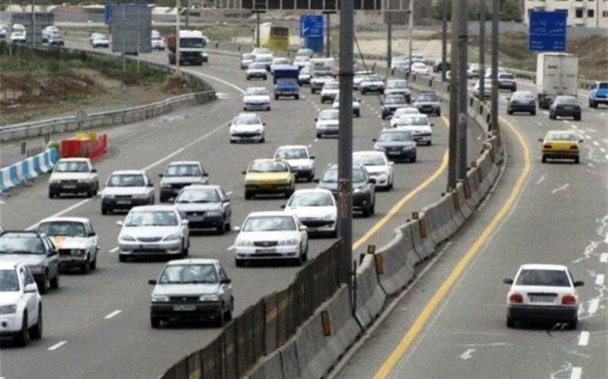 بیش از ۱۶۰ هزار زائر با ناوگان عمومی از مشهد خارج شدند/ تداوم تقویت ناوگان برای موج بازگشت