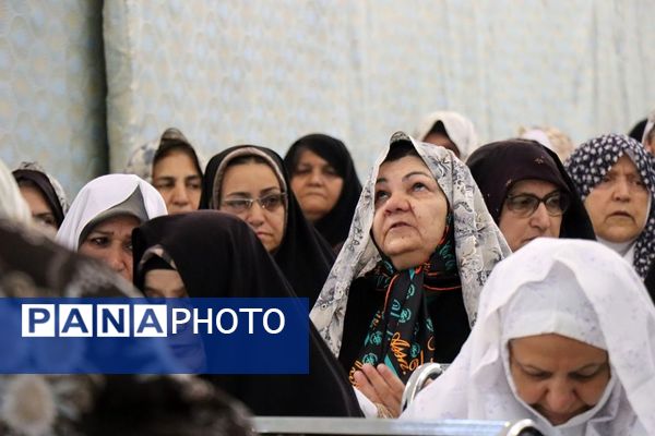 حضور پرشور مردم پاکدشت در نماز عید فطر