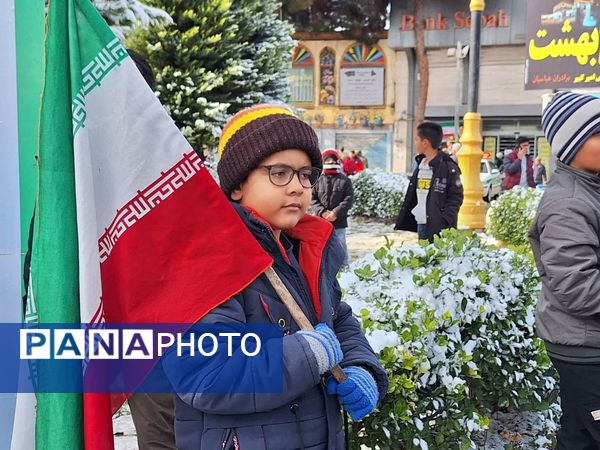 حماسه حضور مردم کاشمر در ۲۲ بهمن از قاب پانا