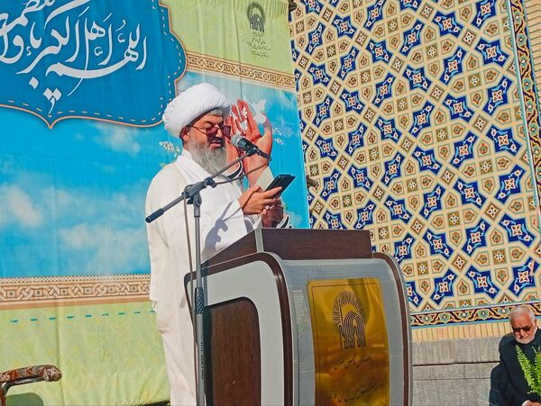 نماز عید فطر ۱۰ هزار نفری در کاشمر 