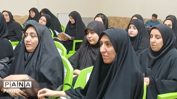 دومین دوره تخصصی تجوید و تربیت مربی "روخوانی و روانخوانی" قرآن کریم در تویسرکان