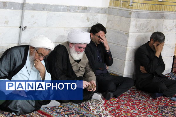 برگزاری مراسم گرامیداشت سالگرد ارتحال امام خمینی (ره) در شهر درق