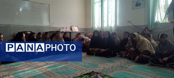 برگزاری مراسم سه‌شنبه‌های مهدوی در مدرسه فروغ رضوان