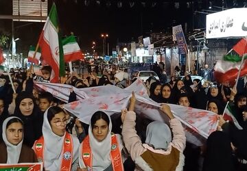 پیشتازان فیروزآباد در صف اول خون‌خواهی دانش‌آموزان میناب