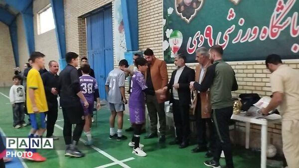 مسابقات مینی والیبال پسران ساوجبلاغ