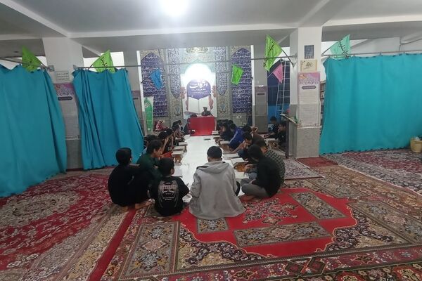 برگزاری مراسم معنوی اعتکاف در شهر پاتاوه 