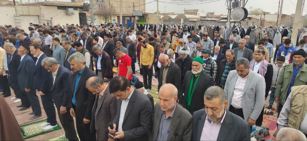 نماز عید سعید فطر در شهر جعفریه قم
