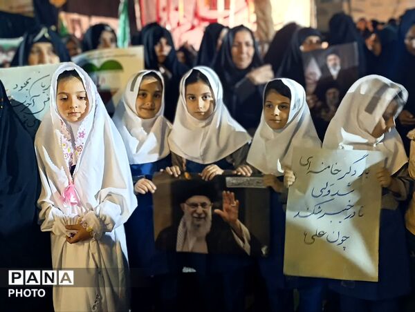 حضور مدیر کل خراسان شمالی در هفتاد و سومین شب از اجتماعات شبانه در شهر غلامان
