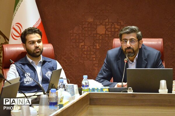 نشست خبری مدیرکل آموزش و پرورش شهرستان‌های استان تهران با خبرنگاران پانا