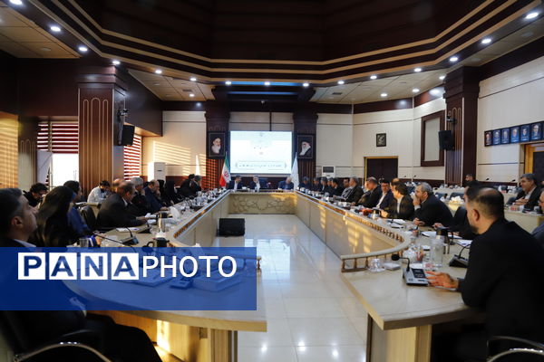 آغاز به‌کار نشست مشترک مدیران مناطق با استاندار تهران 