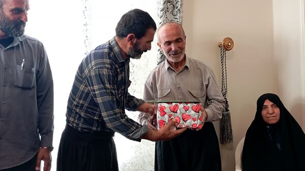گروه جهادی دانش‌آموزی عمار، یاد شهید پیرمحمدی را در خانه پدری گرامی داشتند