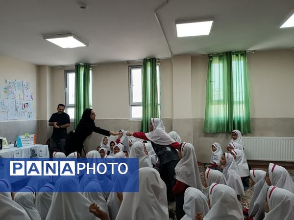 لبخند سالم، مدرسه شاد