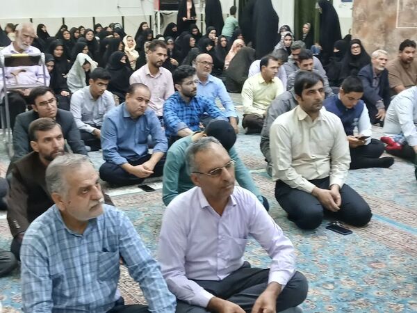 شب شعر و روایت‌گری محفل ادبی خارزنج در خلیل‌آباد