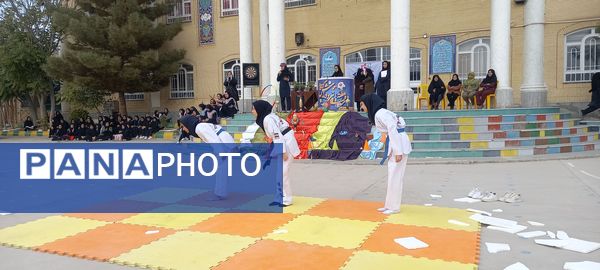 برگزاری المپیاد درون مدرسه‌ای در دبیرستان محمودیه تربت‌حیدریه