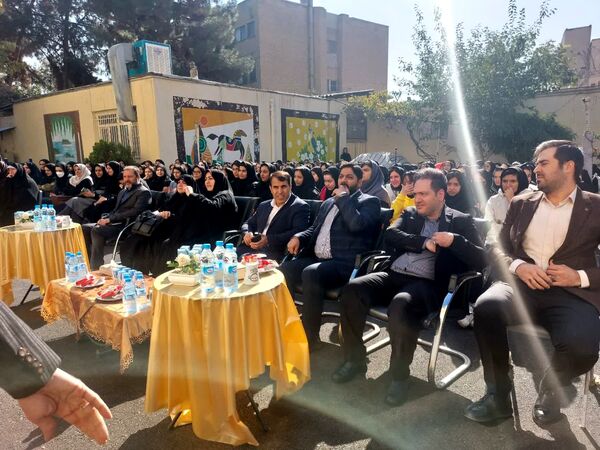 انتخابات بیست‌ و‌ چهارمین دوره شهردار مدرسه در هنرستان سمیه منطقه ۱۳
