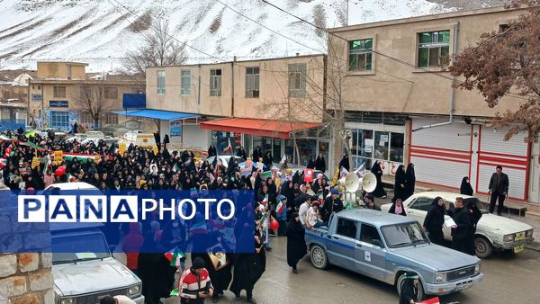 حاشیه نگاری حضور مردم شهر بن در راهپیمایی ۲۲ بهمن ۱۴۰۴