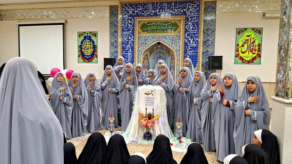 شور و شادی میلاد منجی عالم در دارالقرآن امام حسین (ع) ناحیه ۶ مشهد