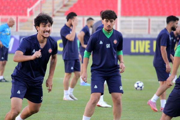 تمرین بازیکنان تیم تراکتور پیش از بازی با الوحده امارات