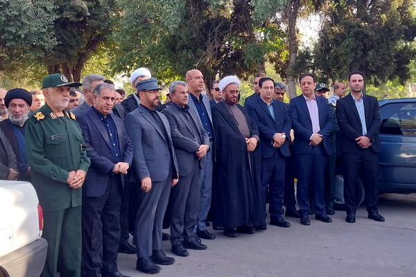 غبار روبی گلزار شهدا شیراز