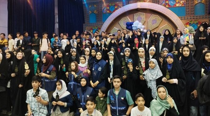 گردهمایی بزرگ تجلیل از خبرنگاران پانا در اردوگاه شهید بهشتی 