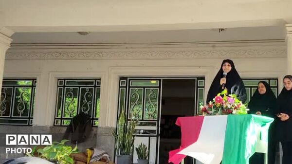 لبخندها و امیدها؛ نخستین روز حضور دانش‌آموزان در دبیرستان پروین
