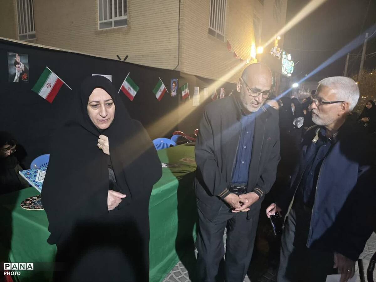 بازدید مدیرکل آموزش و پرورش استان از موکب‌های فرهنگیان و دانش‌آموزی ناحیه دو یزد