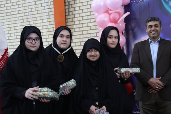 جشن نیکوکاری در مدرسه شهید حدادی تبریز