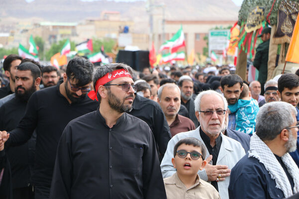 میزبانی مسجد مقدس جمکران از لاله‌های فاطمی-1