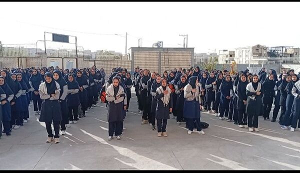 مراسم زنگ مهر در دبیرستان مشکات