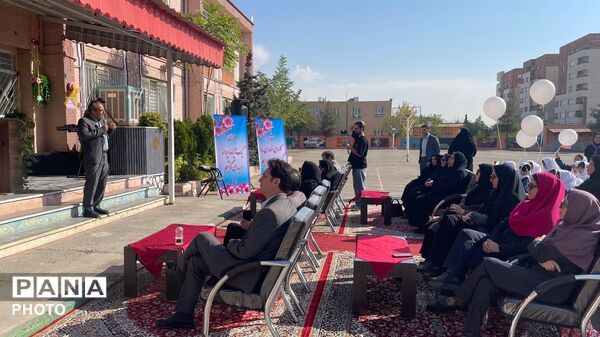 شروع پر شور مسیر علم، لحظات شیرین شکوفایی دانش آموزان ابتدایی ناحیه ۷ مشهد