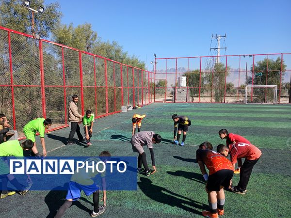 مسابقه فوتبال دوستانه در آموزشگاه شهید ابراهیم رضوی