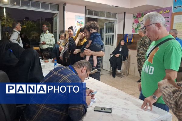 تجدید میثاق مردم شیراز به آرمان‌های انقلاب 