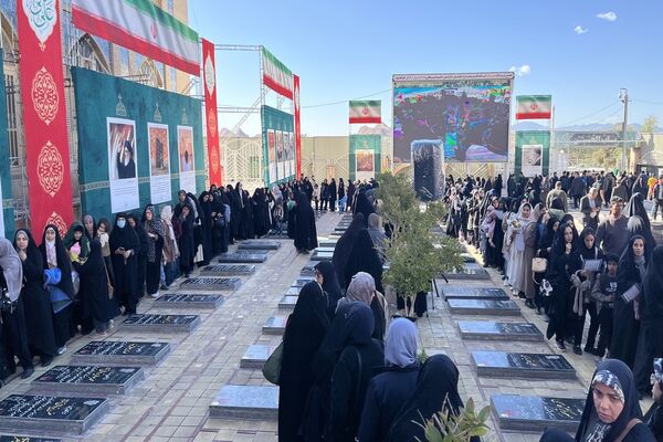گلزار شهدای کرمان در ششمین سالگرد شهادت سردار دلها، حاج قاسم سلیمانی