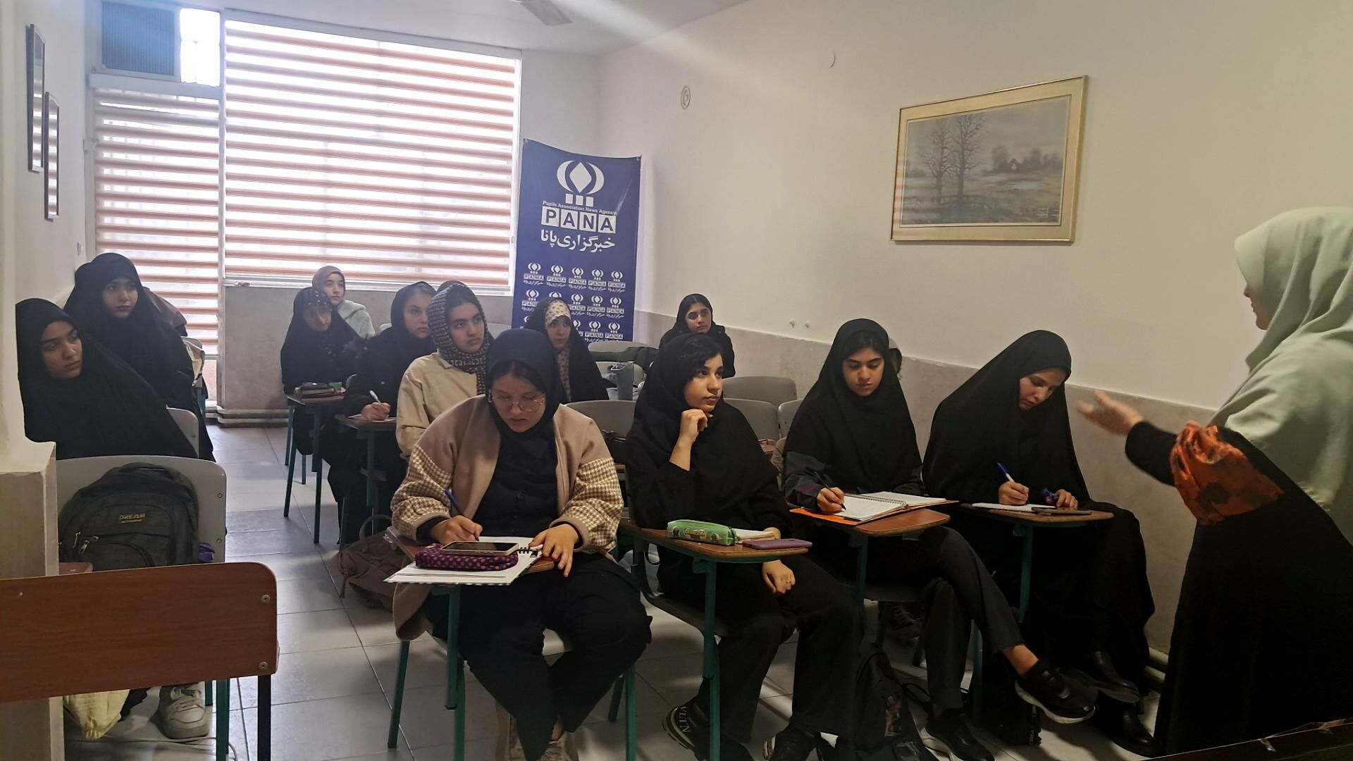 کارگاه آموزشی خبرنگاران پانا ناحیه 4 کرج 