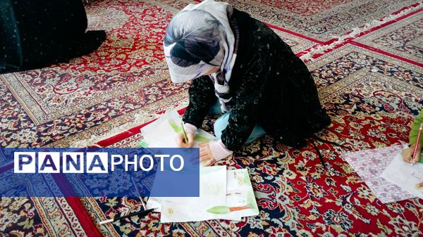 برپایی غرفه کودک در نمازجمعه کاشمر