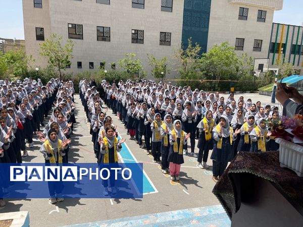  بازدید ارزیاب تخصصی سازمان دانش‌آموزی از فعالیت‌های مدارس تشکیلاتی سازمان دانش‌آموزی مناطق ۱۷ گانه استان چهارمحال وبختیاری