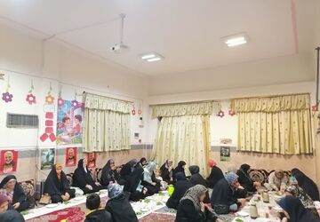 دانش‌آموزان دبستان شهید جلالی مهمان سفره خدا شدند