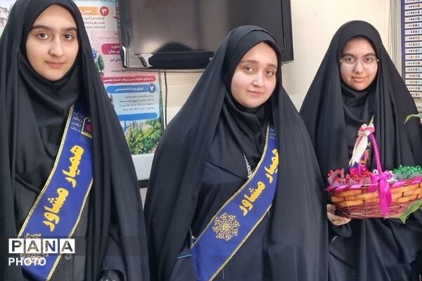 تقدیر از زحمات مسئولان اداره کل شهرستانهای استان تهران به مناسبت هفته سلامت روان