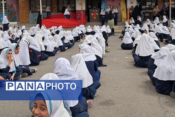 هنرنمایی دانش آموزان  مدرسه خواهران بابایی در روز دختر