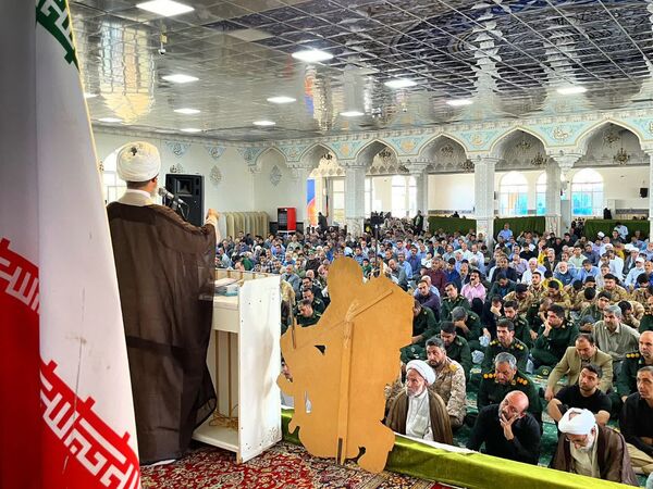 نماز جمعه و تقدیر از سربازان شهرستان کاشمر 